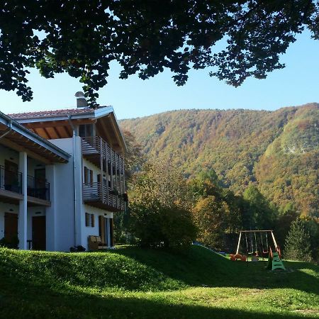 Garni Fobbie Hotel Brentonico Bagian luar foto