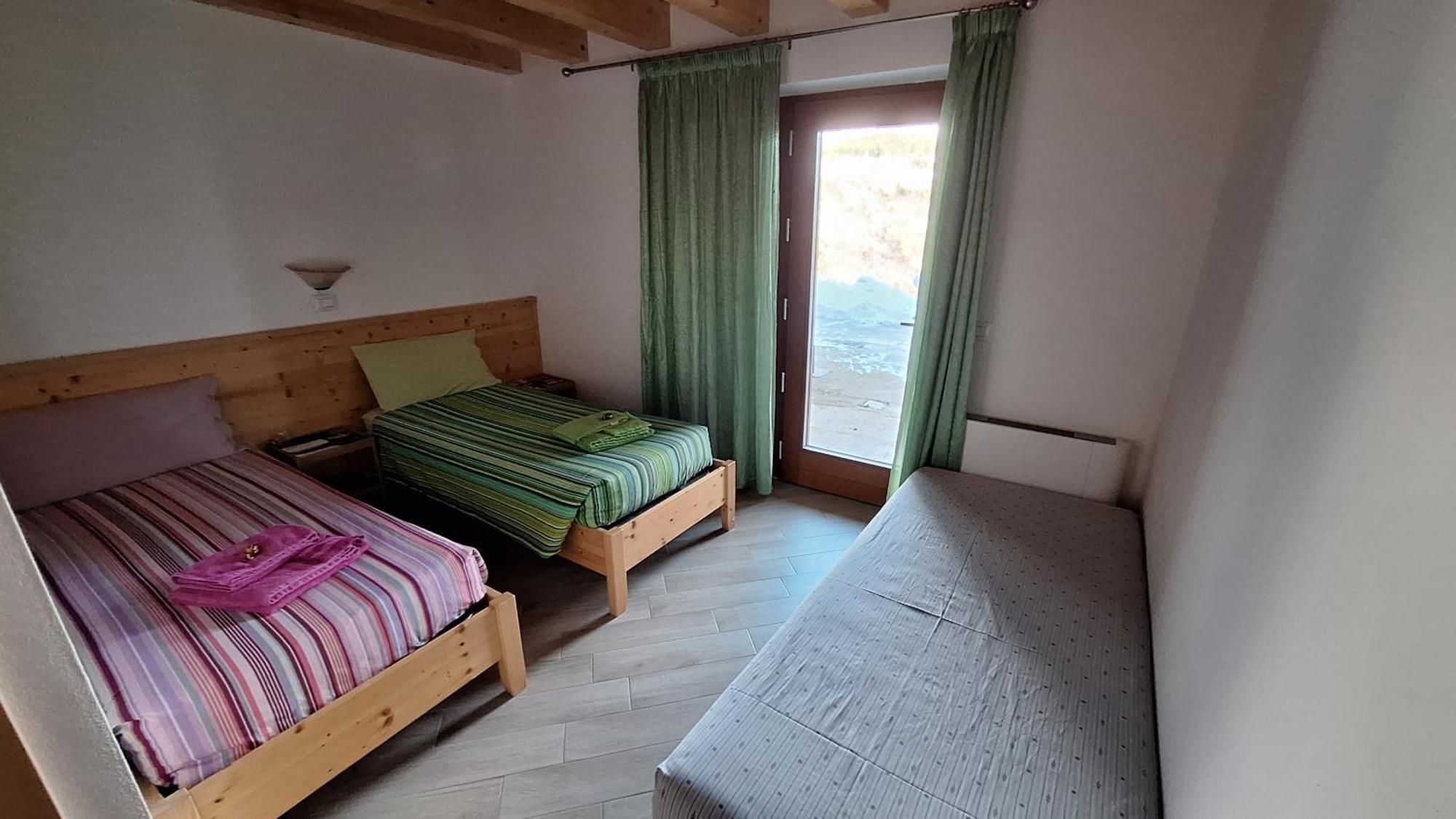 Garni Fobbie Hotel Brentonico Ruang foto