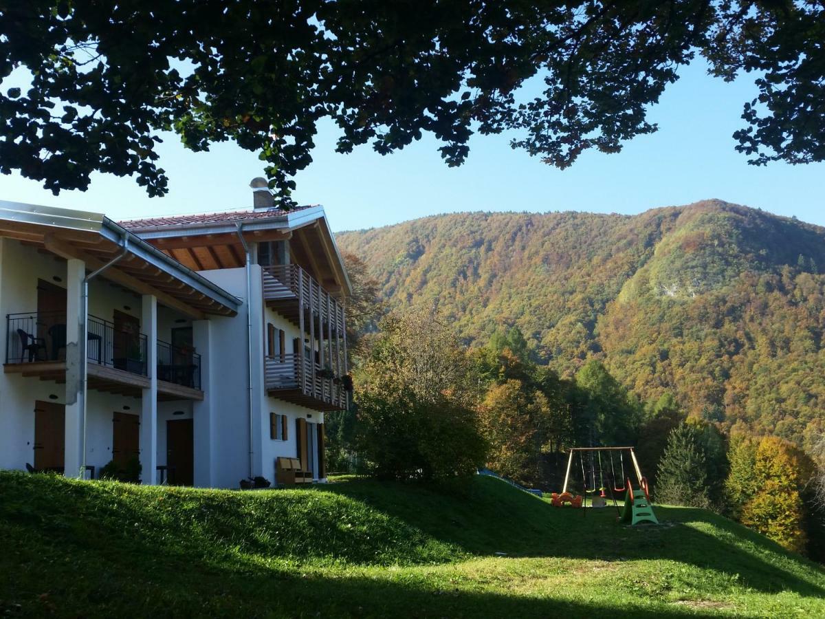 Garni Fobbie Hotel Brentonico Bagian luar foto